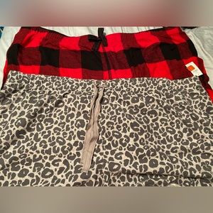Lot of 2 pairs of Old Navy NWT flannel pajama shorts 4x